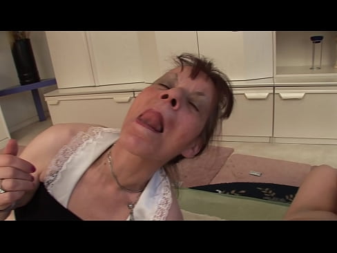 ❤️ Bi amona eta aitona batek hirukotea dute ☑ Porno ederra %eu.downloadassertion.topan ❌️